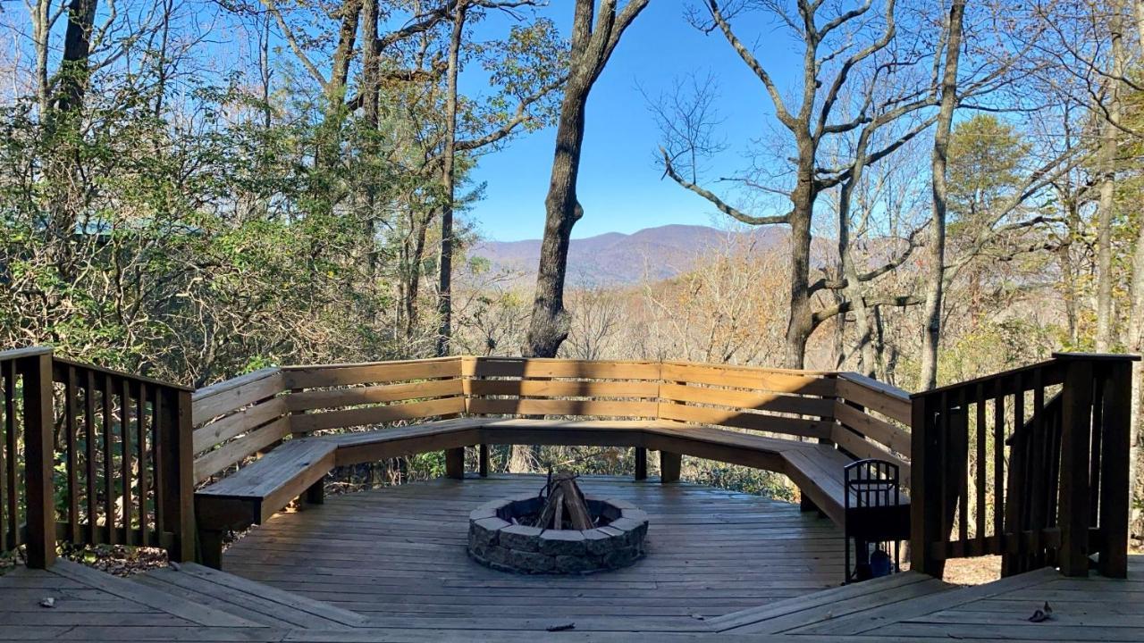 Hotel Barefoot Hills Dahlonega Exterior foto