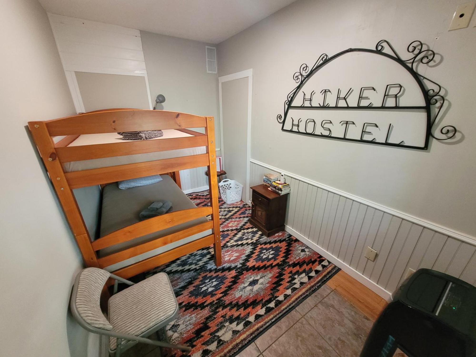 Hotel Barefoot Hills Dahlonega Exterior foto